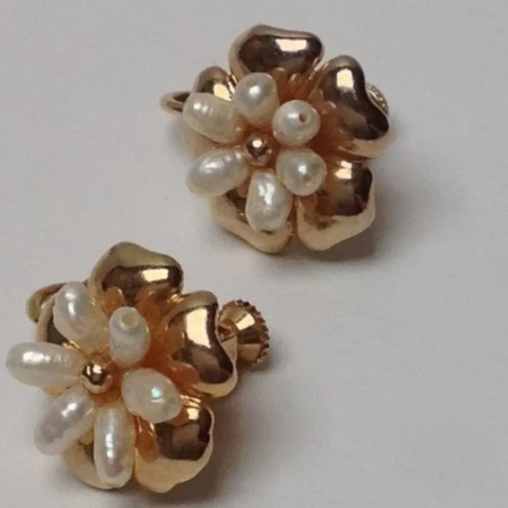Gold Tone Floral Pearlā Clip On Earrings Art Deco Casual Party Holiday Office